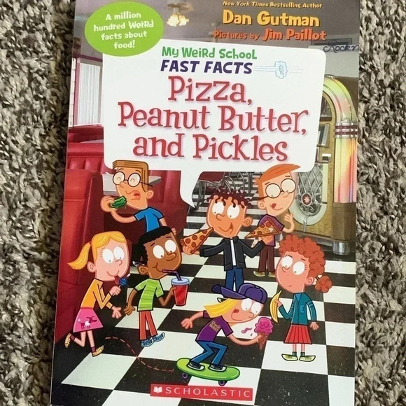 Other - Kids book bundle (like new)